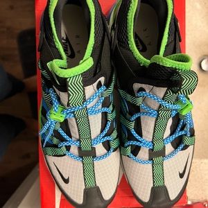 Mens size 12 Nike air max 270 bowfin